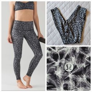 Lululemon Wunder Under Leggings Size 4